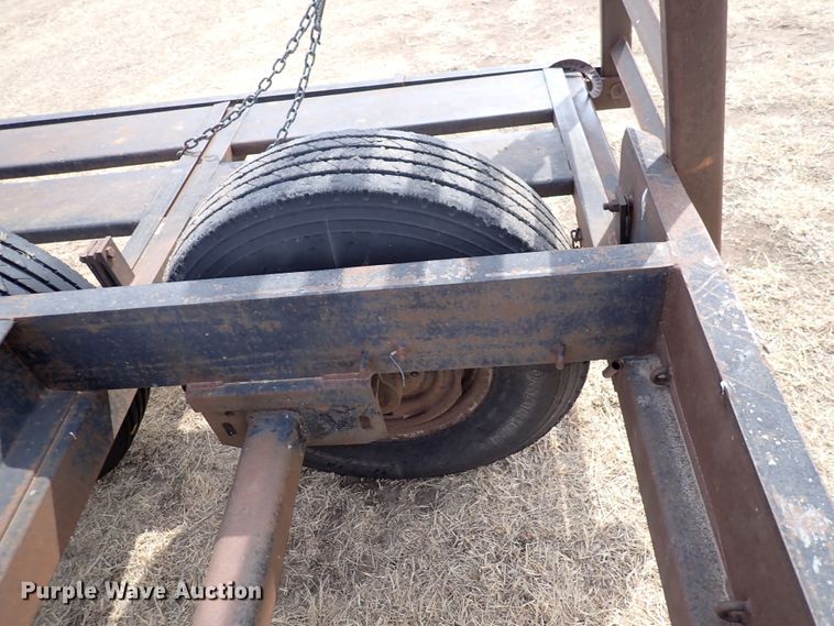 image for item IH9665 1998 Donahue EXG-160  windrower trailer