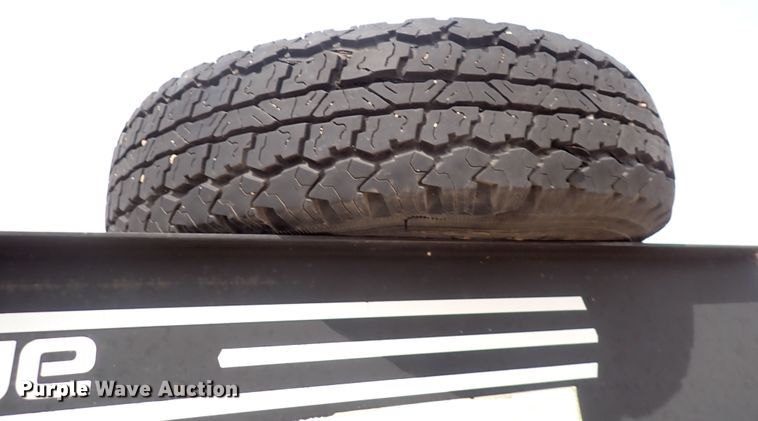 image for item IH9665 1998 Donahue EXG-160  windrower trailer