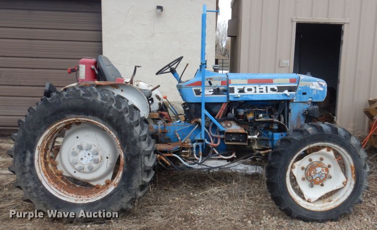 image for item KE9290 Ford CA514C  MFWD tractor