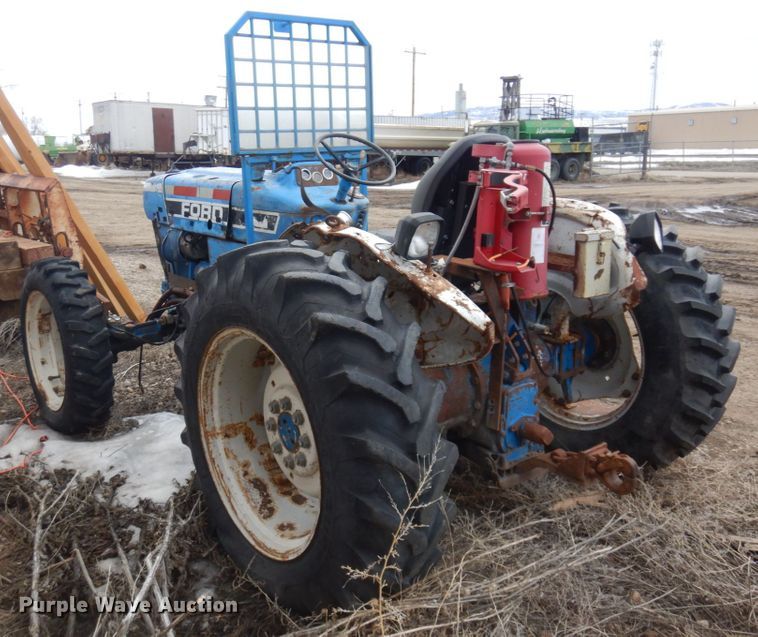image for item KE9290 Ford CA514C  MFWD tractor