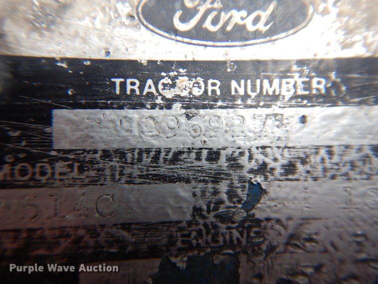 image for item KE9290 Ford CA514C  MFWD tractor