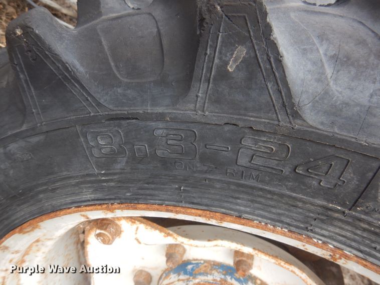 image for item KE9290 Ford CA514C  MFWD tractor