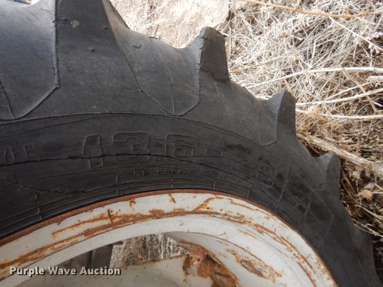 image for item KE9290 Ford CA514C  MFWD tractor