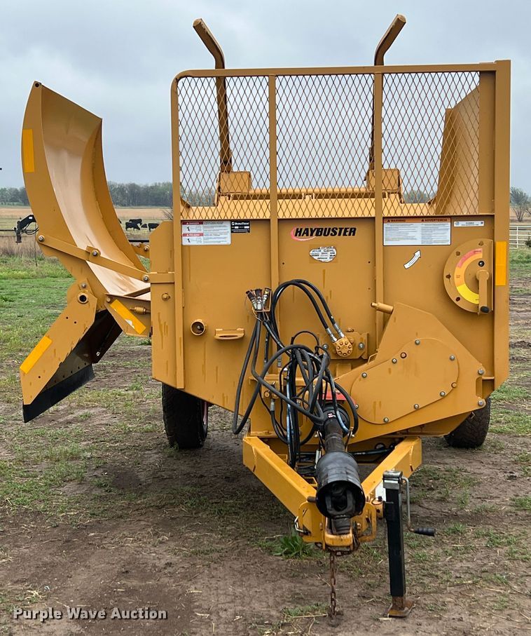 image for item KG9802 HayBuster 2650  bale processor