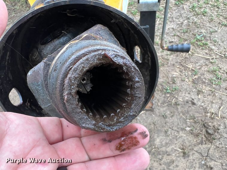 image for item KG9802 HayBuster 2650  bale processor