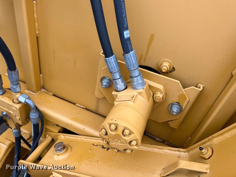 image for item KG9802 HayBuster 2650  bale processor