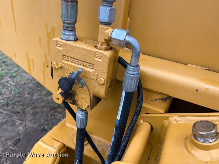 image for item KG9802 HayBuster 2650  bale processor