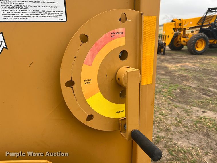 image for item KG9802 HayBuster 2650  bale processor
