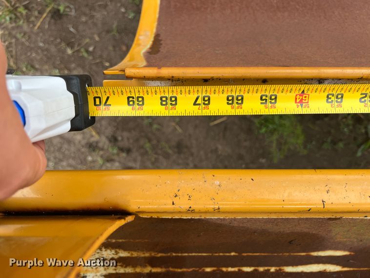 image for item KG9802 HayBuster 2650  bale processor