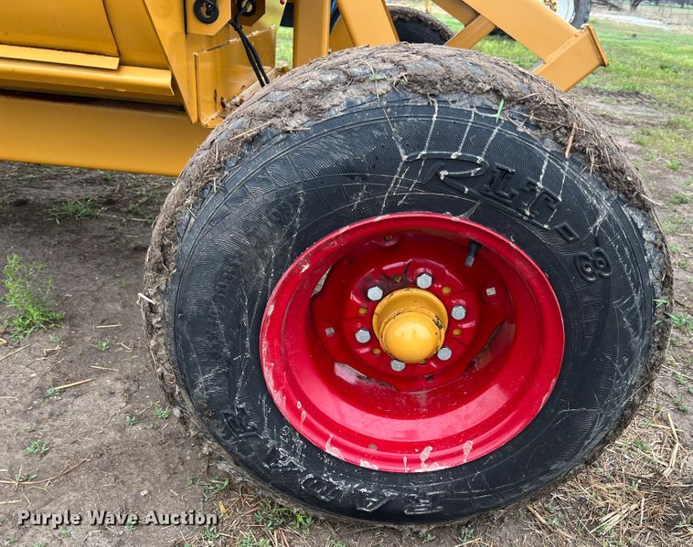 image for item KG9802 HayBuster 2650  bale processor