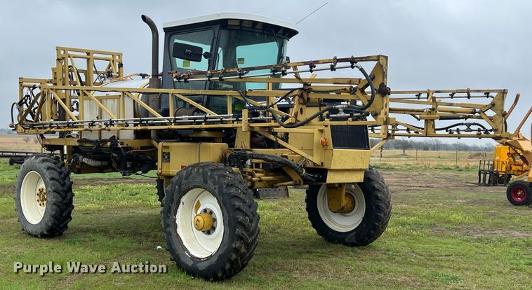 image for item KG9803 Ag-Chem RoGator 664  sprayer