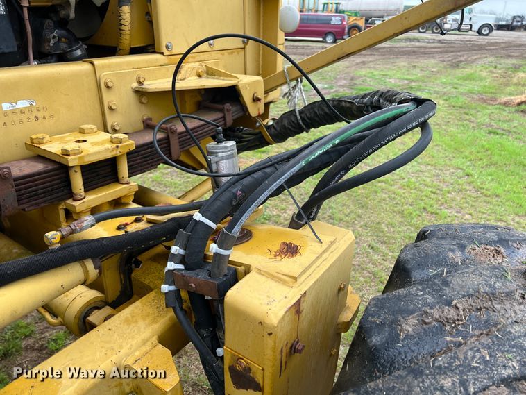 image for item KG9803 Ag-Chem RoGator 664  sprayer