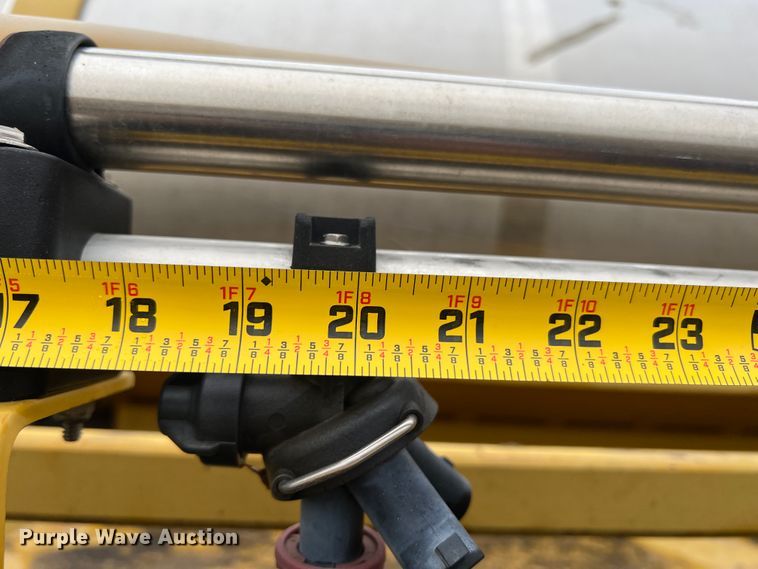 image for item KG9803 Ag-Chem RoGator 664  sprayer