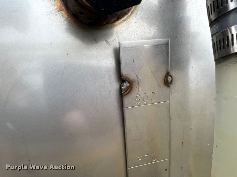 image for item KG9803 Ag-Chem RoGator 664  sprayer