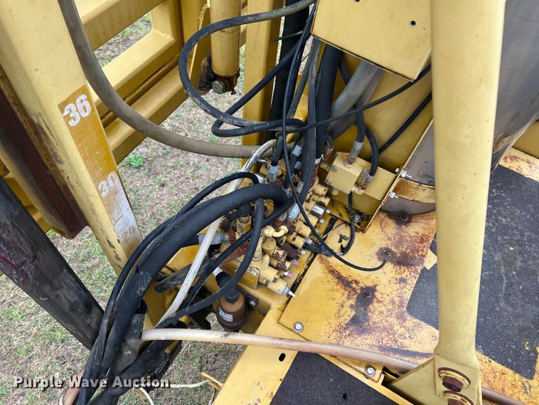 image for item KG9803 Ag-Chem RoGator 664  sprayer