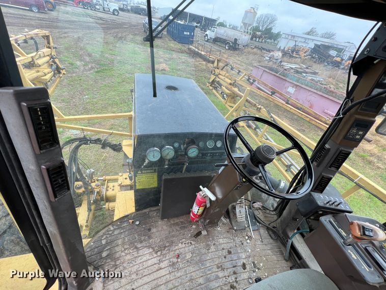 image for item KG9803 Ag-Chem RoGator 664  sprayer