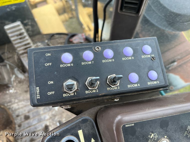 image for item KG9803 Ag-Chem RoGator 664  sprayer