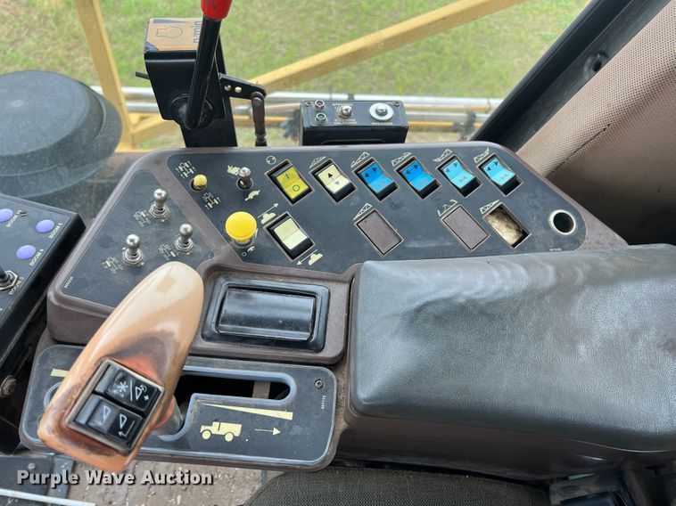 image for item KG9803 Ag-Chem RoGator 664  sprayer