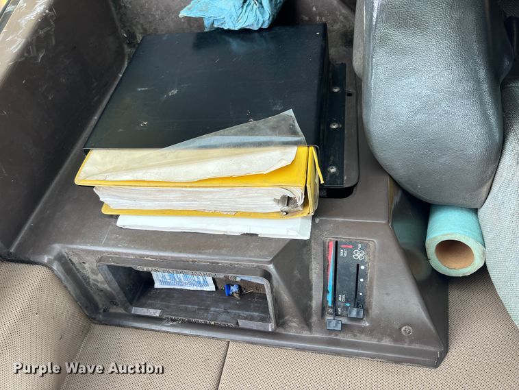 image for item KG9803 Ag-Chem RoGator 664  sprayer