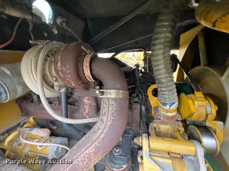 image for item KG9803 Ag-Chem RoGator 664  sprayer