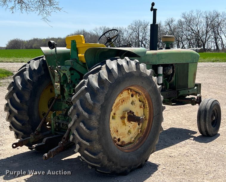 image for item KG9829 John Deere 4020  tractor
