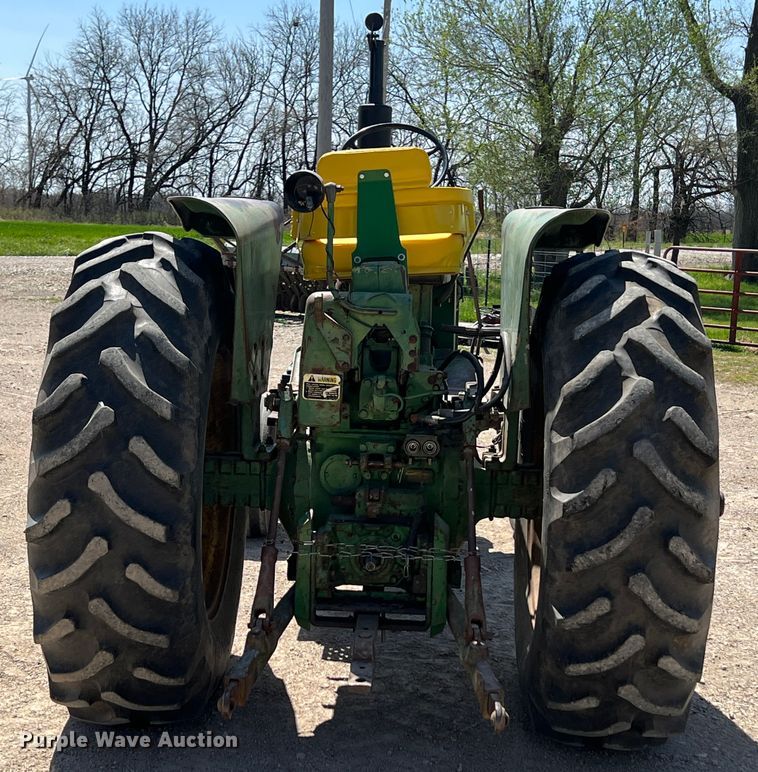 image for item KG9829 John Deere 4020  tractor