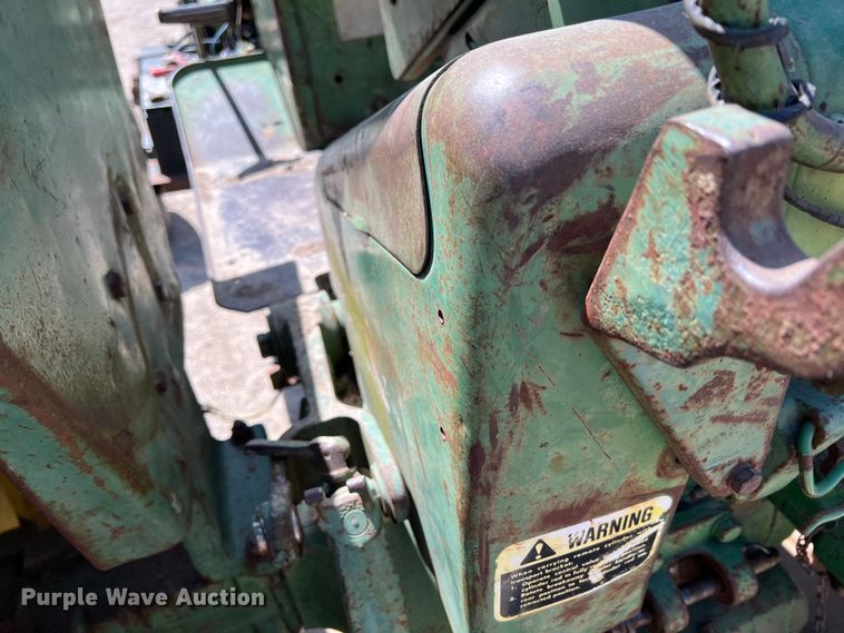 image for item KG9829 John Deere 4020  tractor