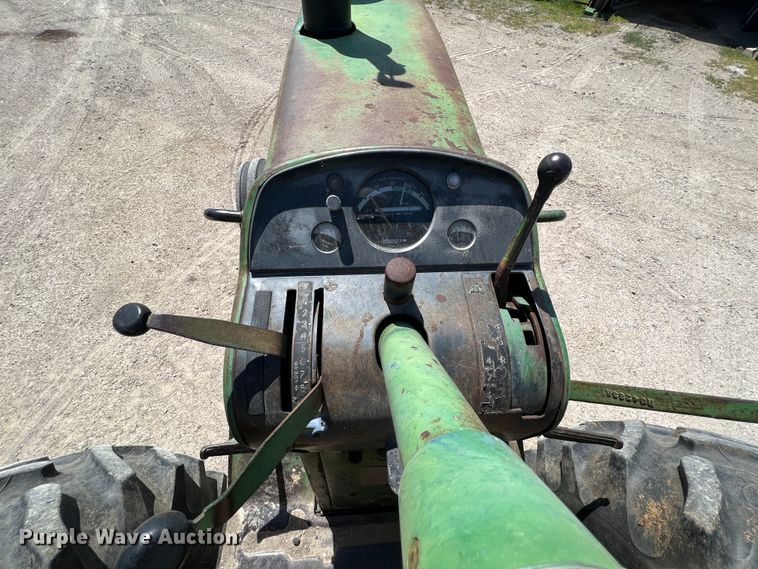 image for item KG9829 John Deere 4020  tractor