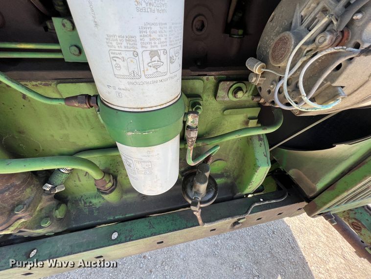 image for item KG9829 John Deere 4020  tractor