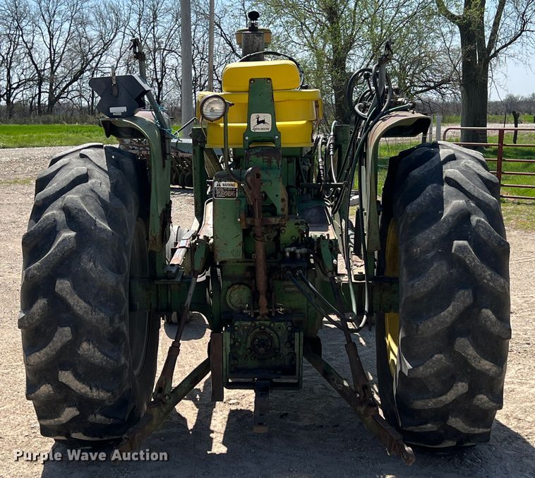 image for item KG9830 John Deere 4010  tractor