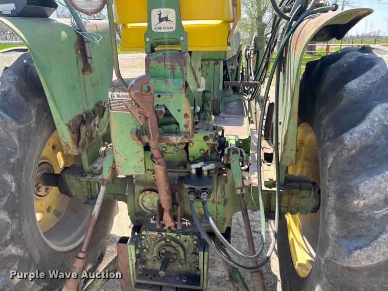 image for item KG9830 John Deere 4010  tractor