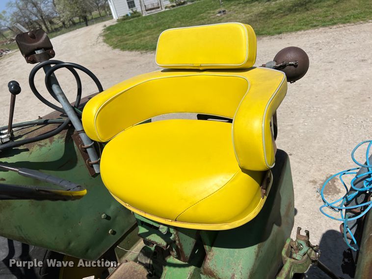 image for item KG9830 John Deere 4010  tractor