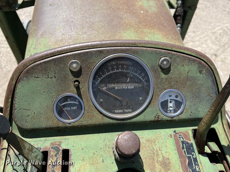 image for item KG9830 John Deere 4010  tractor