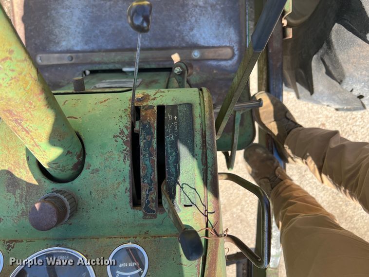 image for item KG9830 John Deere 4010  tractor