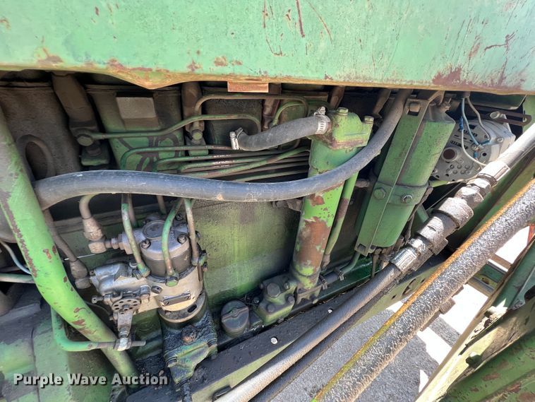 image for item KG9830 John Deere 4010  tractor