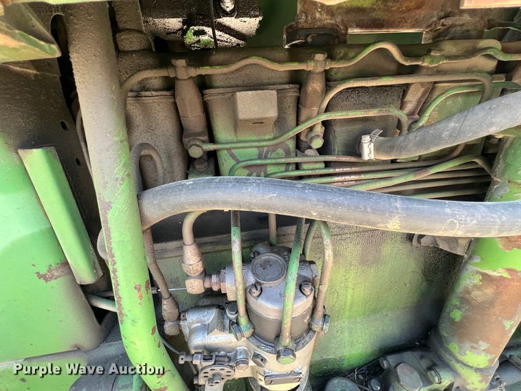 image for item KG9830 John Deere 4010  tractor