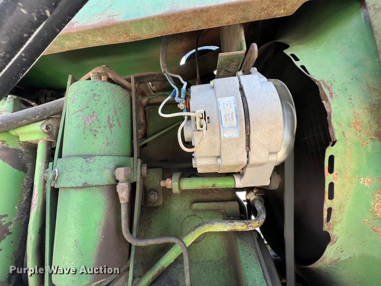 image for item KG9830 John Deere 4010  tractor