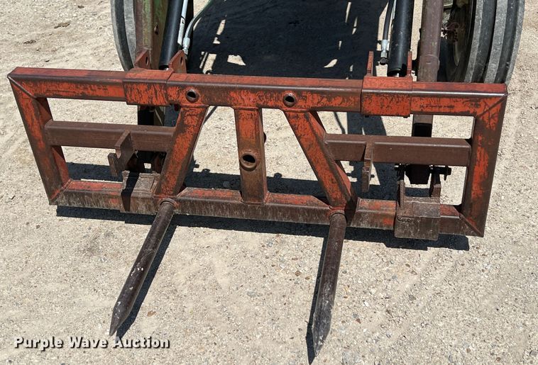 image for item KG9830 John Deere 4010  tractor