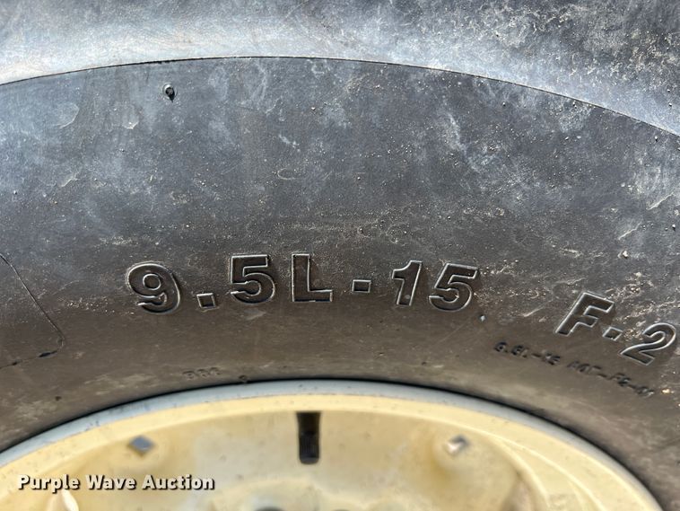 image for item KG9830 John Deere 4010  tractor