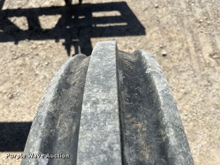 image for item KG9830 John Deere 4010  tractor