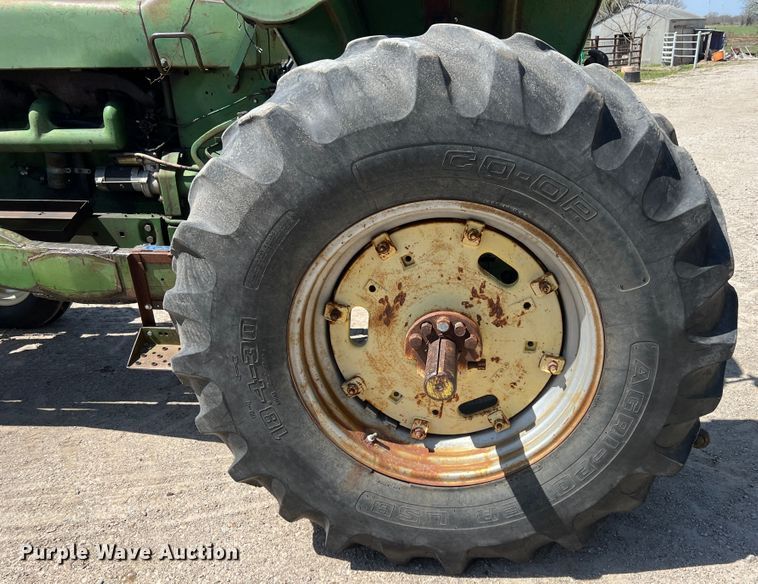 image for item KG9830 John Deere 4010  tractor