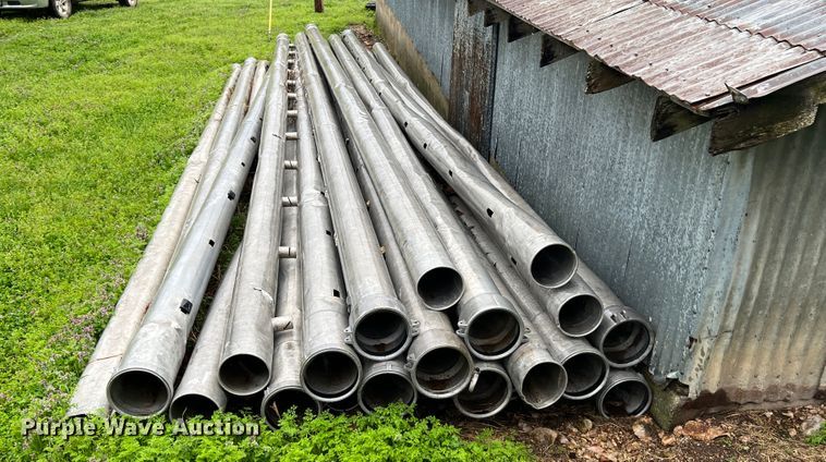 image for item KG9858 Approximately 25 irrigation pipes