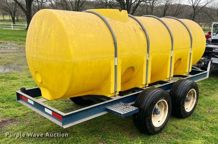 image for item KG9861 Duo Lift  nurse tank trailer