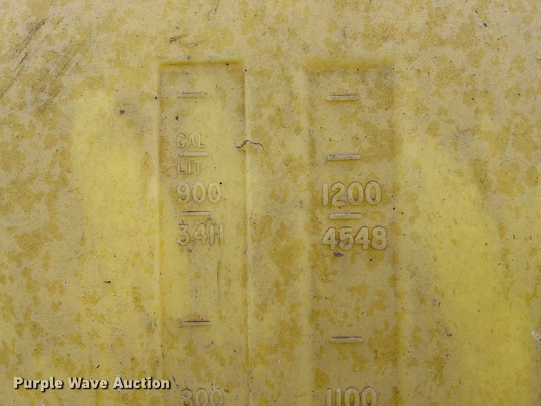 image for item KG9861 Duo Lift  nurse tank trailer