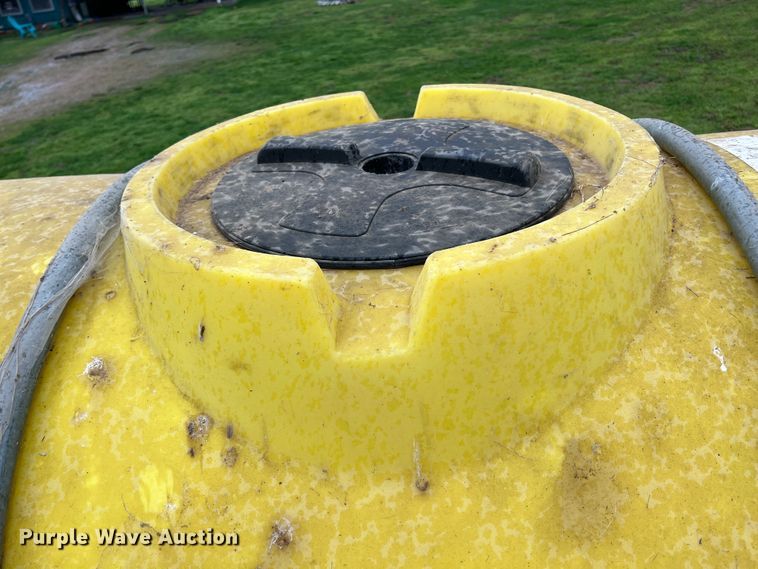 image for item KG9861 Duo Lift  nurse tank trailer