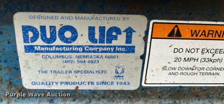 image for item KG9861 Duo Lift  nurse tank trailer