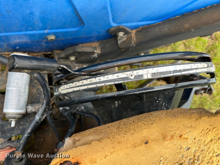 image for item KG9873 2007 New Holland TT60A  MFWD tractor