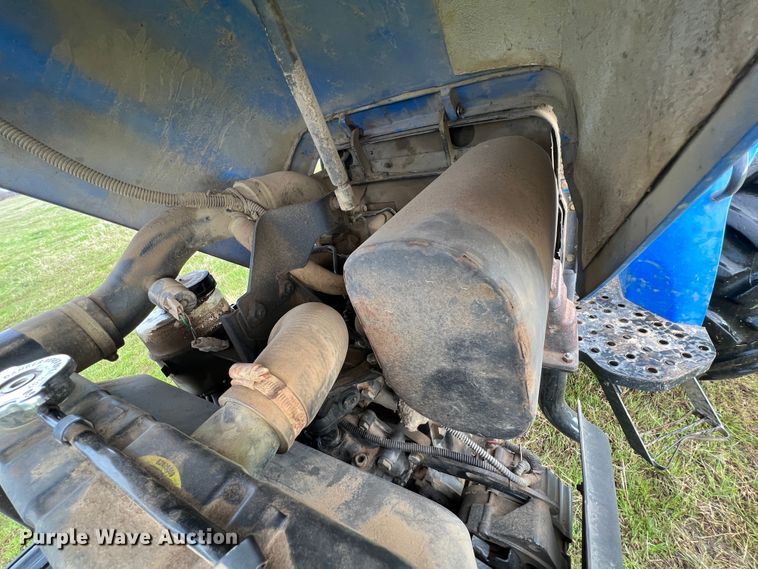 image for item KG9873 2007 New Holland TT60A  MFWD tractor