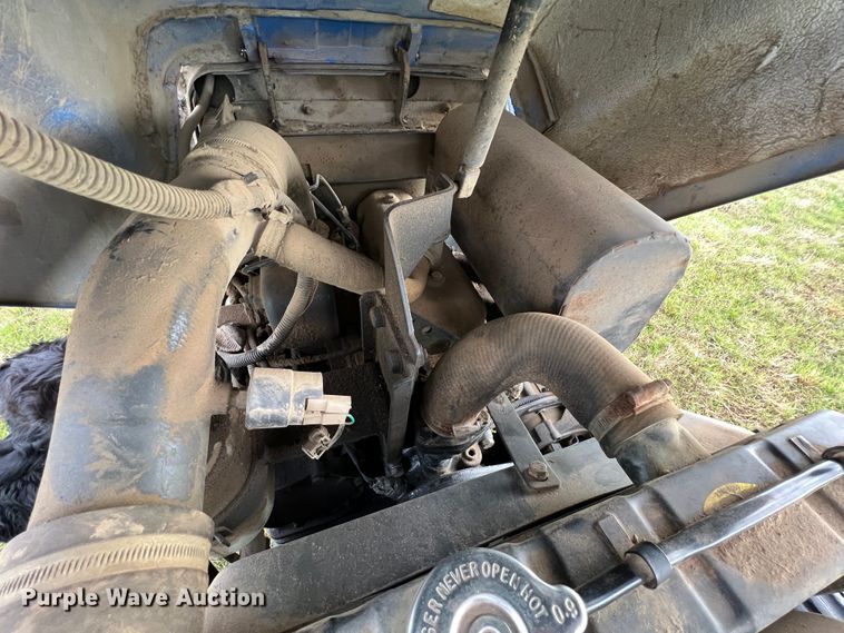 image for item KG9873 2007 New Holland TT60A  MFWD tractor