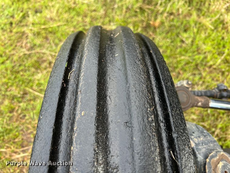 image for item KG9873 2007 New Holland TT60A  MFWD tractor